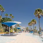 Room City Estepona Castillo