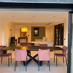 Luxury Villa Pernet