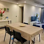 Apartment 4P Beach 3 Pools Top Location Garden Spa Parking Shops