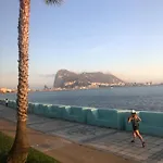 Piso Moderno En El Centro Historico A 3 Min Del Mar