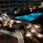 Estepona Terrace, Parking & Pool Apartment