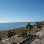 Coqueto Apartamento Primera Linea De Mar Estepona