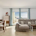 Right On The Beach - 4Br Seaview