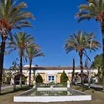 Apartmentsleeps4-Golfclub-Freeparking-Bbq-Pool-Ac