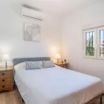 Beautiful 5 Bedroom Villa, Sea Views, Private Pool, Estepona Newly Refurbished