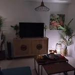 Tranquil Sea Breeze Apartment