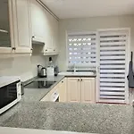 Apartment Next To The El Campanario, Atalaya Golf