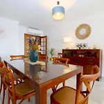 Estepona West Beachfront Apartment Janine