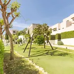 Full Apartment With Private Pool