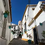 Casa Alegria Center Of Estepona With Shared Pool And Private Parking