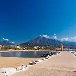 Sunset Golf Penthouse - Happy Rentals
