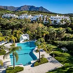 Paradise Lagoon Alcazaba By Hostlovers