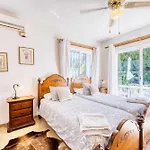 1106 Marbella Large Family Villa
