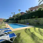 Luxury 2-Bed Apt In Benatalaya