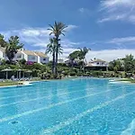 Townhouse For 7 People With Private Garden 10 Min From Puerto Banus