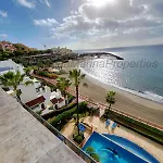 Emp 15, Large Beachside Apartment, El Coral, Estepona