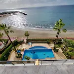 Emp 15, Large Beachside Apartment, El Coral, Estepona