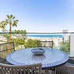 Modern Apartment With Sea View