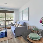 Luminoso Apartamento En Primera Linea De Playa En Estepona