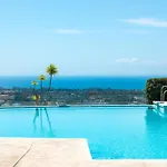 Family Apartment With Sea Views In Hacienda De Cifuentes