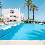 41 Front Row Beach Panoramic Sea View In Estepona