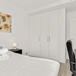 Modern 3 Bed Apt In Cancelada