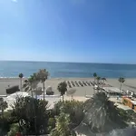Estepona Beach Suites. Playa