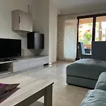 Apto. En Primera Linea De Playa
