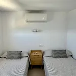 Sunnypalms - Beachfront Penthouse With Stunning Sea View