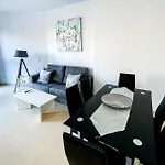Gorgeous Apartment In Estepona With Kitchen