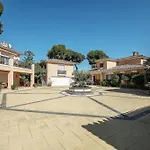 1072 Beachfront El Paraiso Retreat With Pool & Bbq