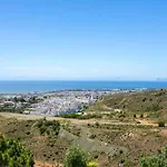 Idyllic Penthouse With Sea View In Benahavis