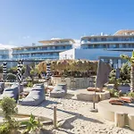 Vivi Homes - Alessio Pool, Sauna, Spa, Gym & Beach