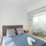 Luxurious-3-Bed-Penthouse-360-Sea Views-263