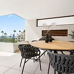 Brand New Luxury 2Bd Velaya Beachfront Rdr442