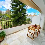 Patio Alcornocal