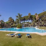 3 Bedroom 3 Bathroom Beachside Apartment