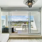 Oceana Views - 2 Bedroom Apartment