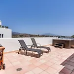 Penthouse Sunset With Jacuzzi