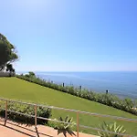 Estepona East Beachfront Townhouse Lunimar