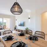 Geweldig Appartement Met Uitzicht Dicht Bij Zee.