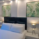 Noctua Estepona Playa 028