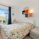 Sea View Flat Close To The Beach