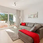 Sea View Flat Close To The Beach