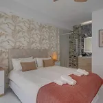 New 3 Bedrooms Apartment 100 Meters To Rada Beach Old Town Estepona