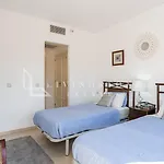 Menara Beach Penthouse Apartment