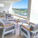 Two Bedroom Apartment In Mirador Del Golf Estepona