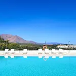 Two Bedroom Apartment In Mirador Del Golf Estepona