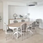 Spacious Apartment With Sea View In Estepona 140 M²