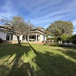 Villa Bianca Elegant 4Br Beachside Villa Near Golf, Restaurants & Puerto Banus